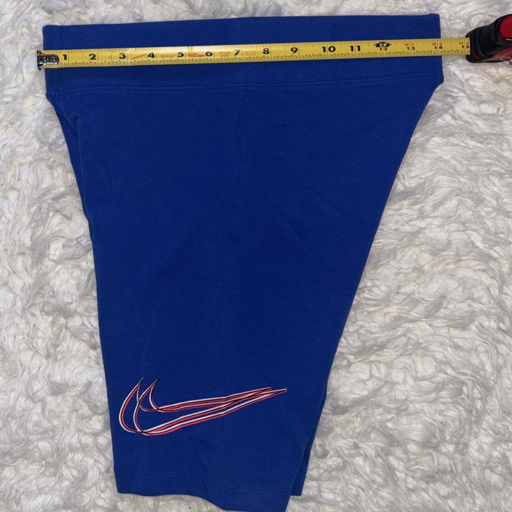 Nike 9” Tight Fit Biker Shorts, Size M - Picture 5 of 16